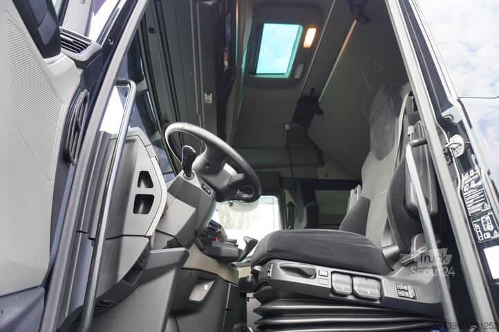 Chłodnia MAN TGX 28.480 6x2 / 2024 / Krone 18 EPAL