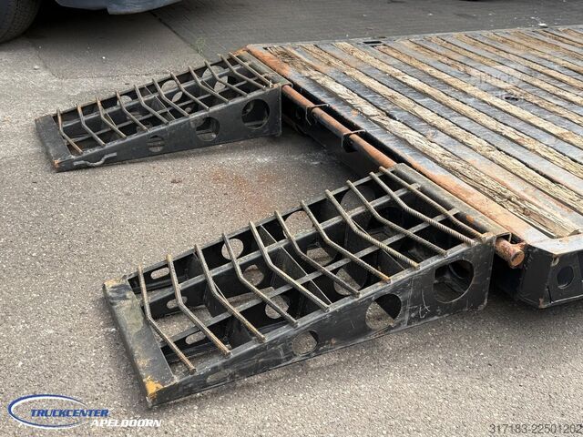 Camion de transport d'automobiles MAN TGX 35.500 8x2, Euro 6, Machine transport platform
