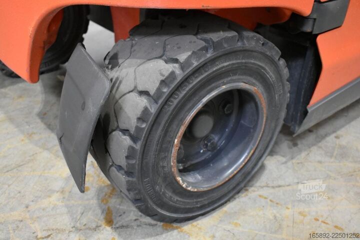 رافعة شوكية Linde E 25 L 1252-01