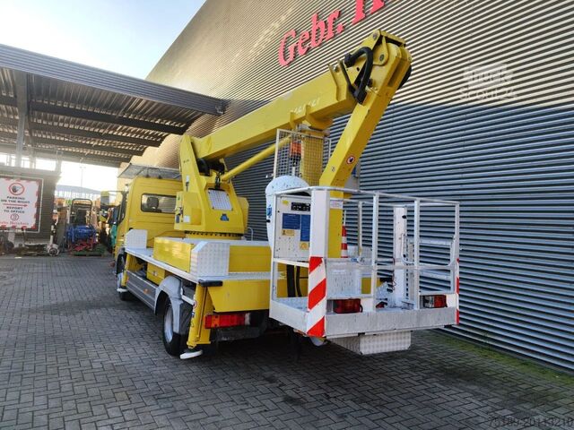 Lyftplattform Mercedes-Benz Atego 816 4x2 Wumag WT 170