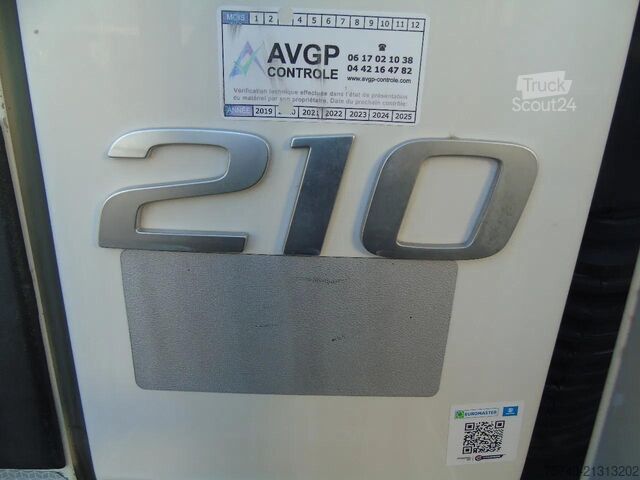 Transport chłodniczy/mrożony Volvo FL 14.210 + ATP/FRC + CARRIER + LIFT + EURO 6