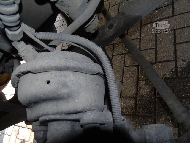 Transport chłodniczy/mrożony Volvo FL 14.210 + ATP/FRC + CARRIER + LIFT + EURO 6