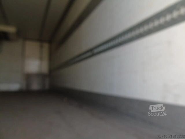 Kølet/frosset transport Schmitz Cargobull 2 AXLE + CARRIER + DHOLLANDIA LOADLIFT