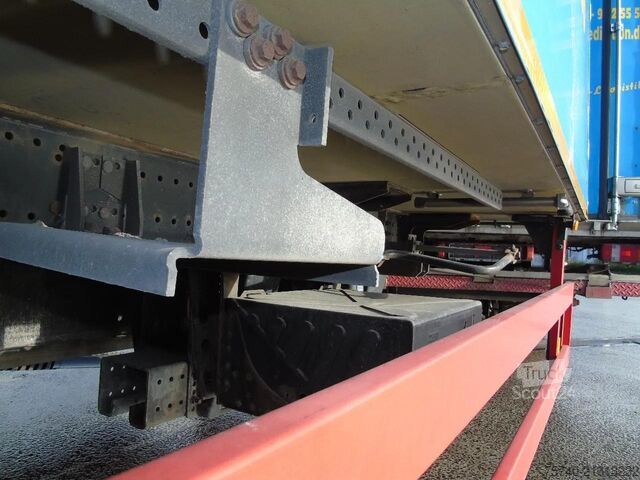 Koel-vriestransport Schmitz Cargobull 2 AXLE + CARRIER + DHOLLANDIA LOADLIFT