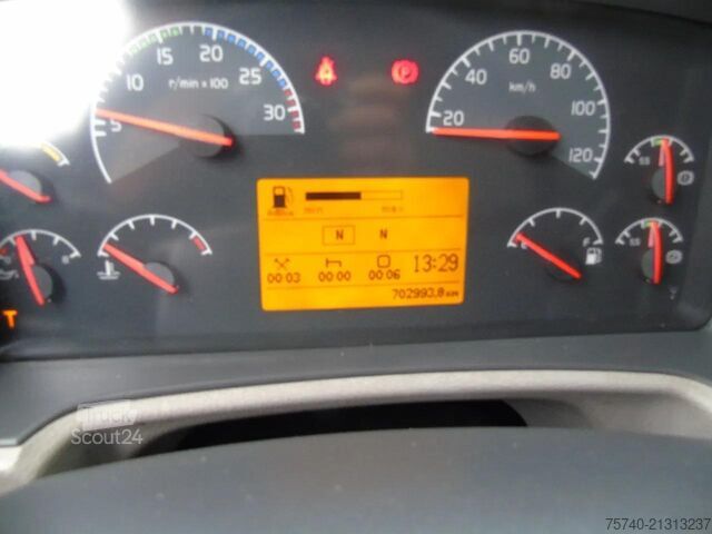 Mala Volvo FL 240 + 12t + euro 5 + lift