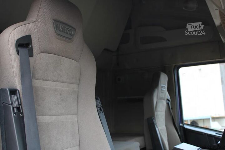 Standart-SZM Iveco Stralis 460 + 6X2 + RETARDER + EURO 6 + SPOILERS