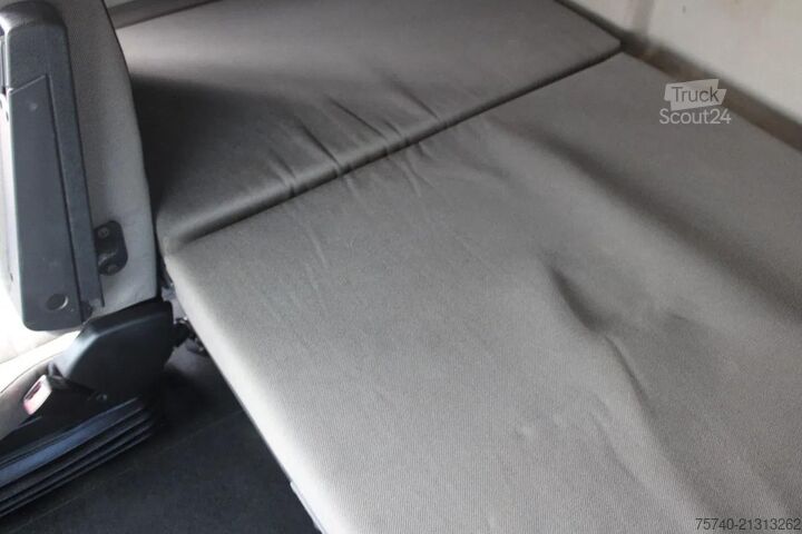 Standart-SZM Iveco Stralis 460 + 6X2 + RETARDER + EURO 6 + SPOILERS