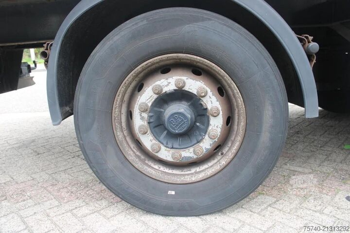 Transporte refrigerado/congelado Renders MEAT 3x BPW + CARRIER