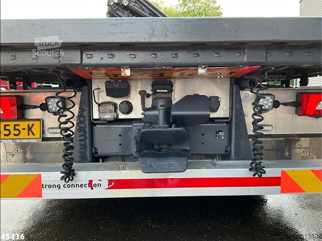 Kamion sa kranom Scania R490 8x2 Euro 6 Retarder HMF 85 Tonmeter laadkr...