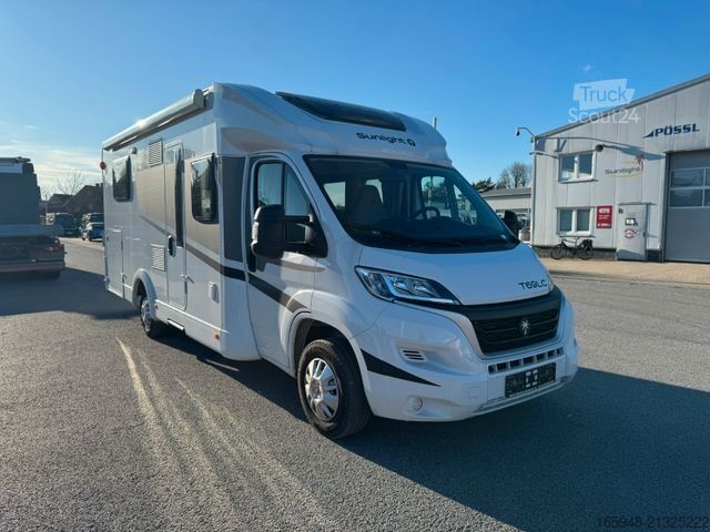 Caravana semiintegrada SUNLIGHT T 69 LC *Queensbett *