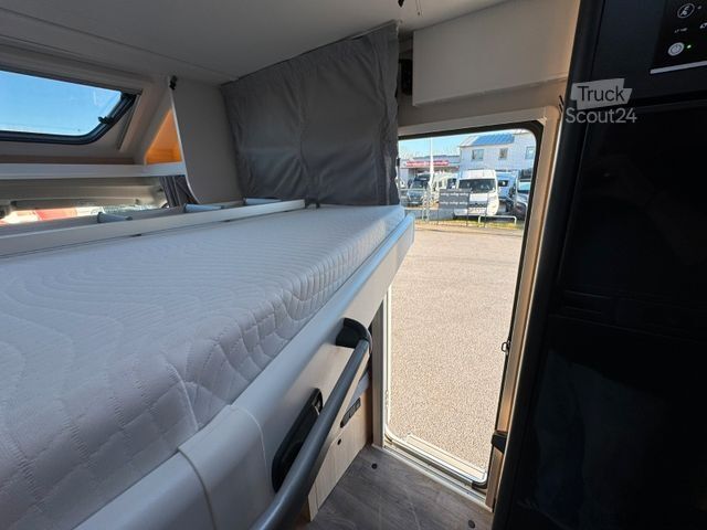 Caravana semiintegrada SUNLIGHT T 69 LC *Queensbett *
