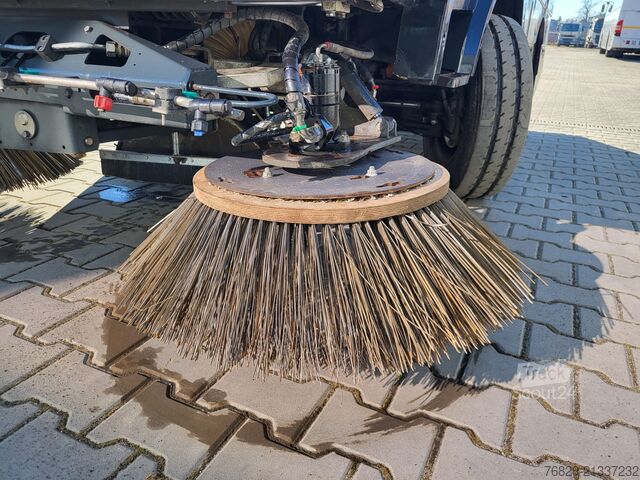 Yol süpürme aracı Schmidt Cleango 500