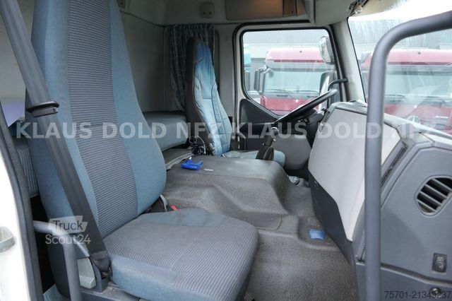 Camião plataforma com lona VOLVO FE 300 Koffer XL-Tank LBW Euro 5