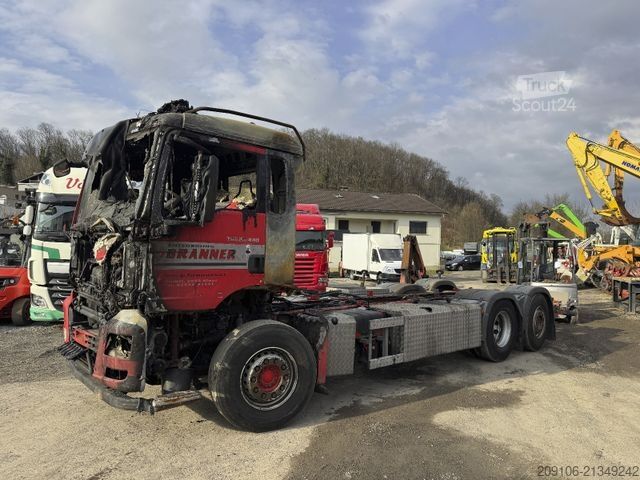 Tovornjakovo podvozje MAN TGS 26.440 Brandschaden