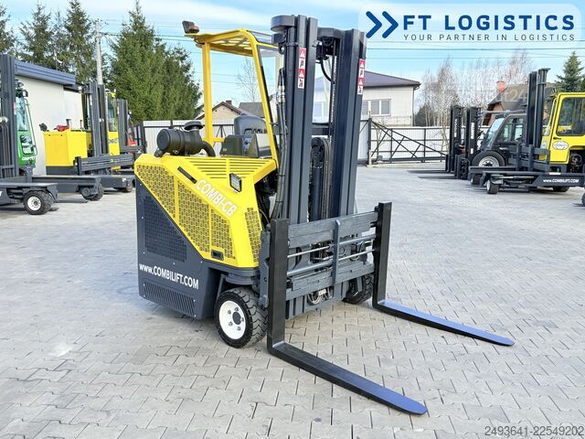 чотири-напрямний навантажувач Combilift CB3000 GAS TRIPLEX 4900 FREE-LIFT