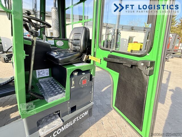 Carretilla retráctil de 4 vías Combilift C4000 GAS DUPLEX 4350 FREE-LIFT POSITION