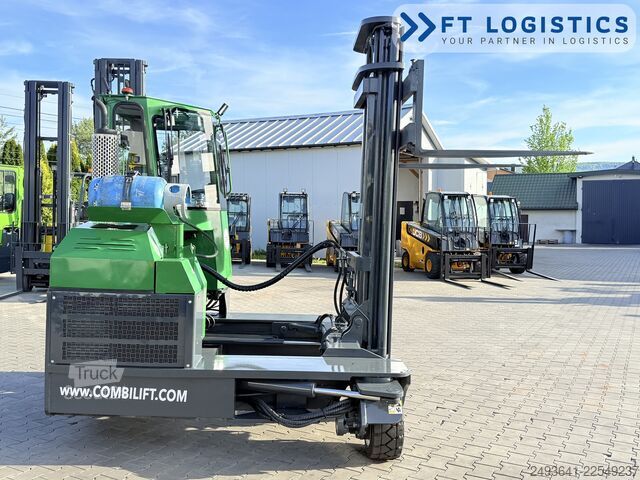 Carretilla retráctil de 4 vías Combilift C4000 GAS DUPLEX 4350 FREE-LIFT POSITION