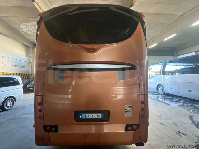 Túraautó IVECO Magelys