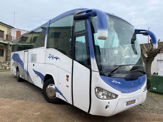 Túraautó Scania 114B4X2