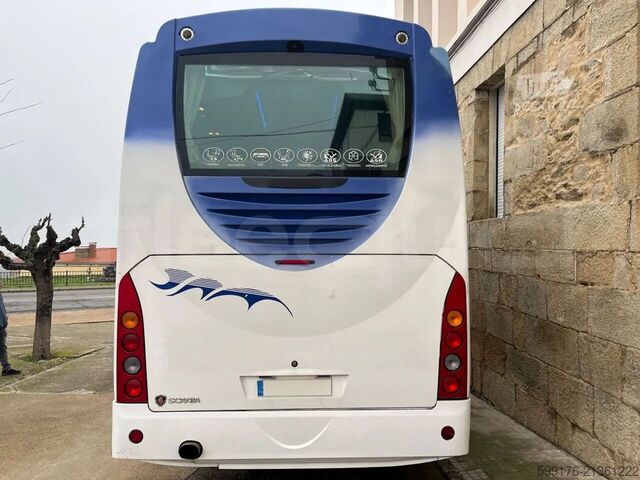 Túraautó Scania 114B4X2