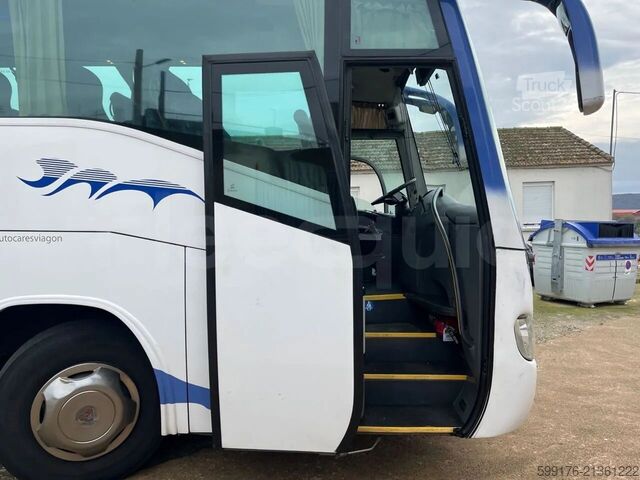 Túraautó Scania 114B4X2