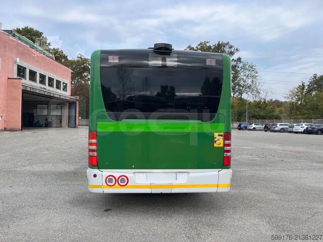 Autobús articulado Mercedes-Benz O 530