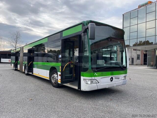 Autobús articulado Mercedes-Benz O 530