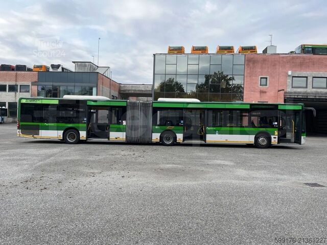Autobús articulado Mercedes-Benz O 530