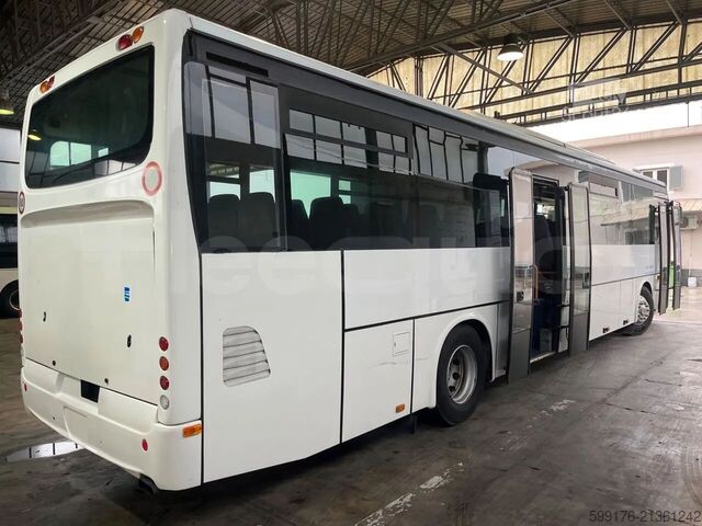 Távolsági busz IVECO Recreo