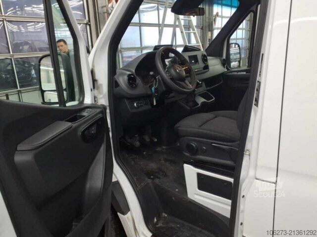 Kleinbus Mercedes-Benz Sprinter 317 CDI Kombi,Rollstuhllift,8Sitze