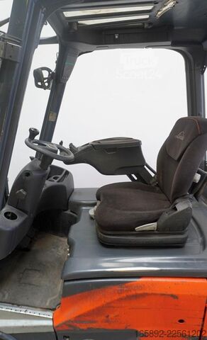 περονοφόρο ανυψωτικό Linde E 16 EVO 386-02