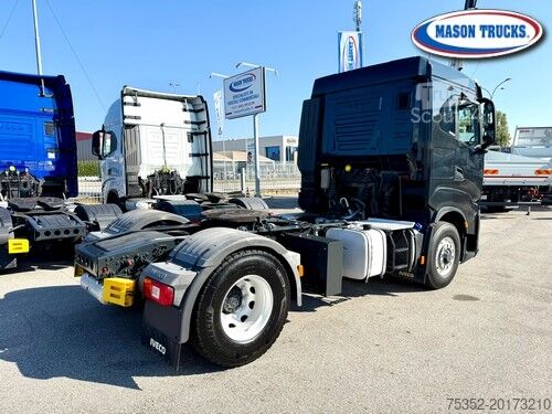 štandardný ťahač návesov Iveco X-Way 570 Hi-Traction