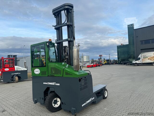 Carretilla elevadora de 4 vías Combilift C4000 /2015 /Triplex 8400 mm/Only 7299 h