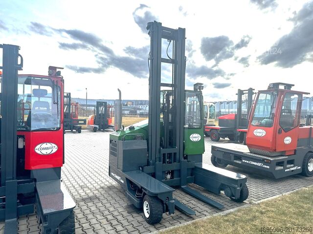 Carretilla elevadora de 4 vías Combilift C4000 /2015 /Triplex 8400 mm/Only 7299 h