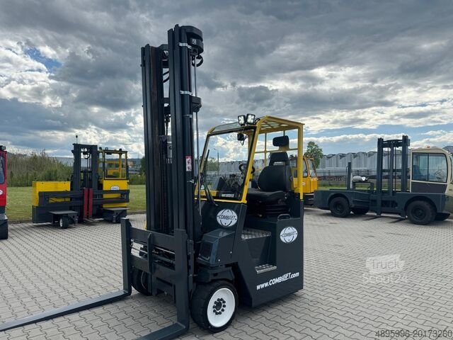 Vierwege-Gabelstapler Combilift CB4500//2019 year // Triplex 6400 mm