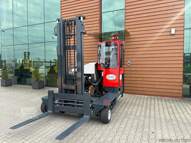 Chariot élévateur à 4 voies Combilift C4000/ DIESEL / Low construction/ 2850mm