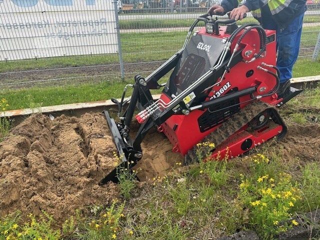 Ostalo  SDLOOL SL360Z, Compaktlader, Kette, Schaufel