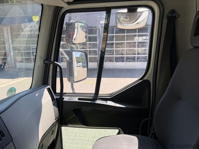 Kamion sa ravnom platformom i ceradom VOLVO FL240 mit LBW neuer Tüv neue Luftkessel sehr gut
