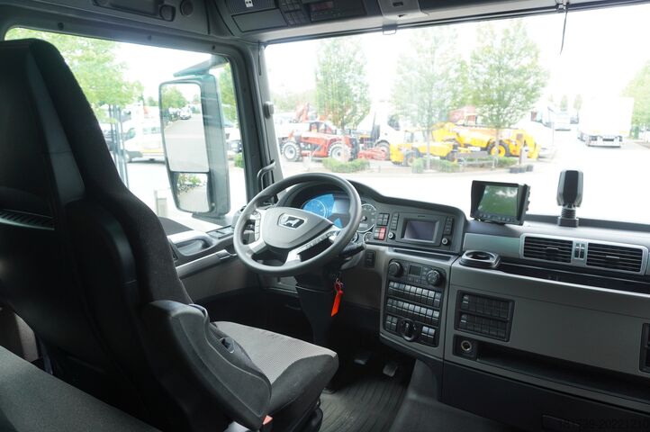 Cortina MAN TGX 18.430 / Curtainsider 18 EPAL