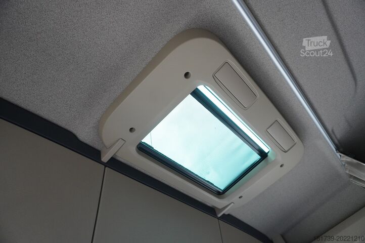Cortina MAN TGX 18.430 / Curtainsider 18 EPAL