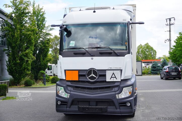 Presenning Mercedes-Benz Actros 2545 6x2 MP5/ ADR AT/Curtainsider