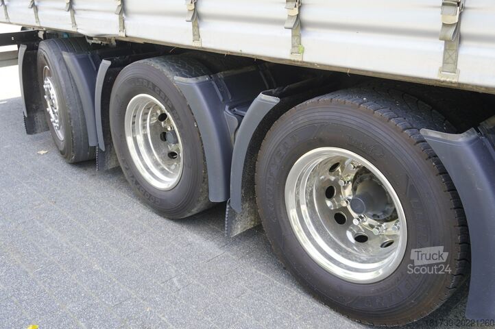 Firanka SCANIA R650 V8 8 × 4 /4 / 2020 / Curtainsider