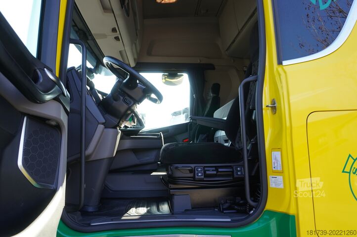 Firanka SCANIA R650 V8 8 × 4 /4 / 2020 / Curtainsider