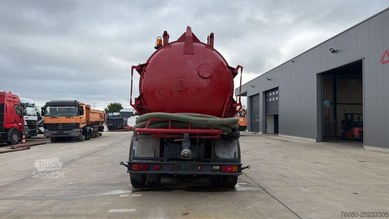 Sesalno vozilo Mercedes-Benz SK 2626 (6X4 / GRAND PONT / LAMES / 14000 LITERS)