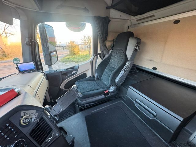 Фургон (грузовой автомобиль) MERCEDES-BENZ Actros 2545 6x2 Getränkewagen
