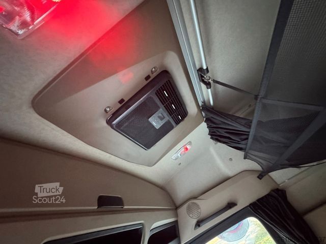 Фургон (грузовой автомобиль) MERCEDES-BENZ Actros 2545 6x2 Getränkewagen