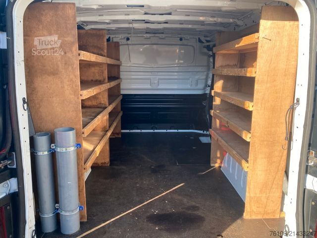 Panelinis furgonas OPEL Vivaro B Kastenwagen L1H1  2,7t*Ahk*90 tkm *