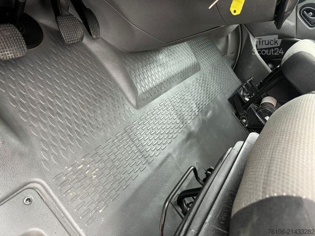 Kylskåpsbil IVECO Daily 35S13 Kühlkoffer C33-Type 526EV