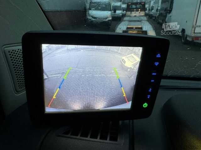 Skåpbil CITROEN Jumper Tiefrahmen Koffer *L 4,20 Meter*