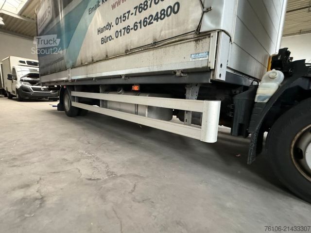 Flaklastbil med kapell FUSO Canter 9C18 Pritsche Plane mit Ladebordwand *Ahk